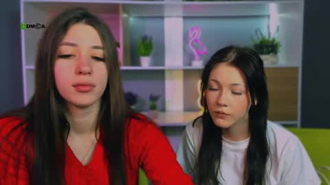 isabella misis online show from April 30, 2026, 11:05 am