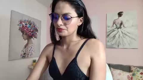 Snapshot of isabella_moen chatting on June 23, 2026, 7:12 pm Isa online show from June 23, 2026, 7:12 pm