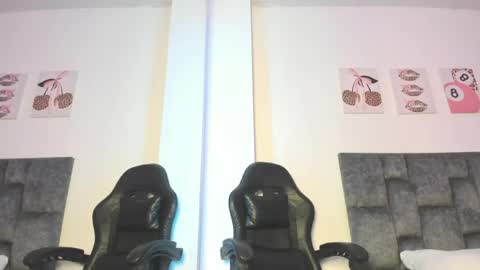 Isabella Moon9 online show from May 11, 2026, 11:16 am