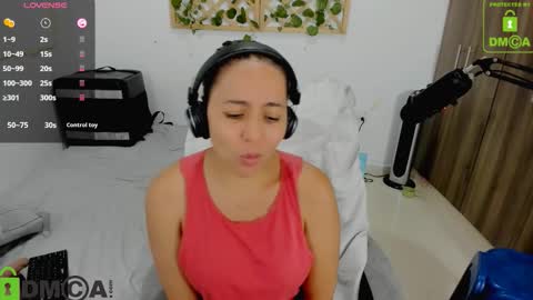 Isabella online show from February 1, 2026, 1:26 am