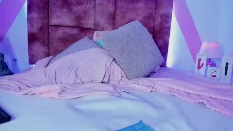 Isabella White online show from February 13, 2025, 8:13 pm