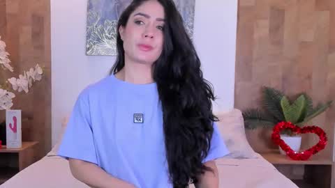 isabella_winkler online show from February 12, 2026, 11:38 am