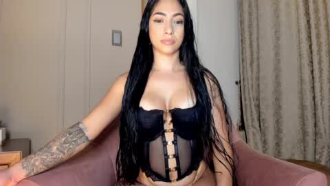 ISABEL online show from January 26, 2025, 3:06 am