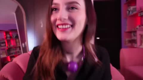 Snapshot of isabellacrz chatting on December 3, 2024, 5:20 am isabellacrz online show from December 3, 2024, 5:20 am