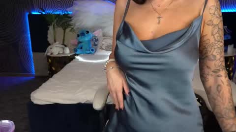 Marina online show from October 18, 2025, 5:43 am
