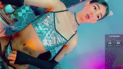 isabellagirs online show from February 25, 2026, 4:44 am