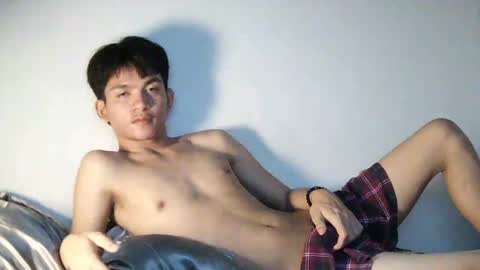 Isabella online show from April 2, 2026, 1:53 pm