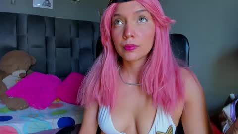 Isabella anal squirt latina colombian paisa online show from September 24, 2025, 9:07 pm