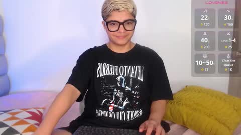 Isabella Mout  online show from January 11, 2026, 7:30 pm