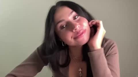 isabellekinsley online show from September 18, 2025, 9:28 pm