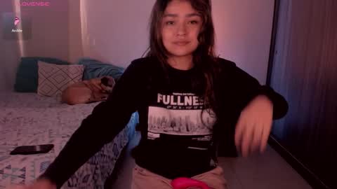 Isa online show from January 12, 2026, 12:54 pm