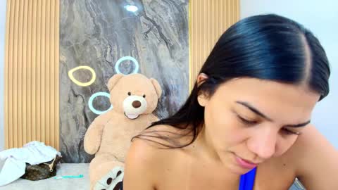 Snapshot of isadora_14 chatting on March 27, 2026, 2:50 pm ISADORA online show from March 27, 2026, 2:50 pm