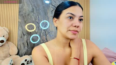 Snapshot of isadora_14 chatting on March 31, 2026, 12:38 pm ISADORA online show from March 31, 2026, 12:38 pm
