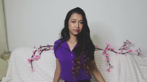 Selina online show from October 12, 2025, 4:06 pm