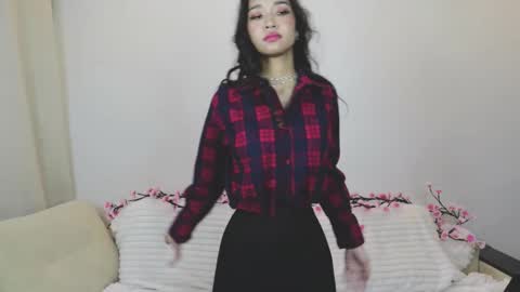 Selina online show from October 19, 2025, 4:07 pm