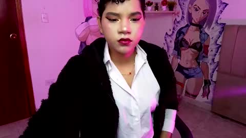 isabela online show from November 17, 2025, 4:18 am