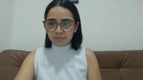 Emma online show from November 18, 2025, 3:23 am