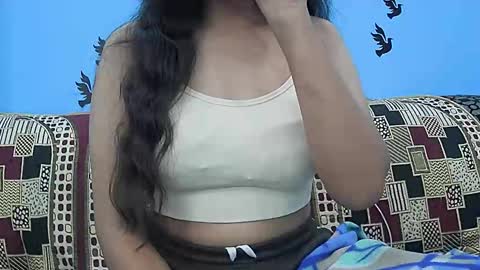ishika_singh_ online show from December 15, 2025, 1:54 am