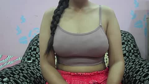 ishika_singh_ online show from June 21, 2026, 1:52 am