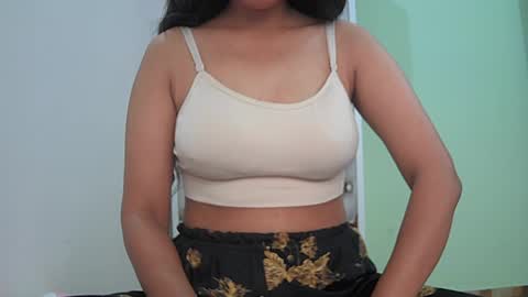 ishika_singh_ online show from July 2, 2026, 3:06 am