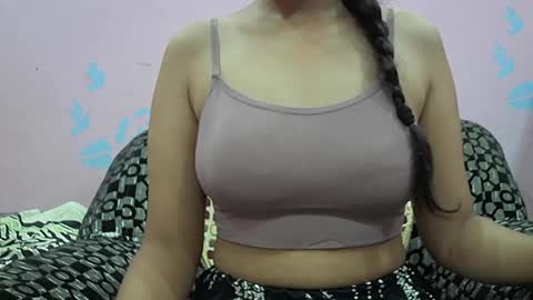 ishika_singh_ online show from July 27, 2026, 1:45 am