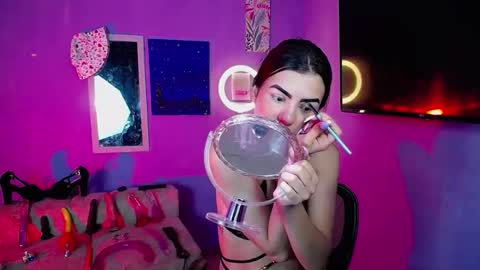 isisrousexx online show from September 18, 2025, 1:40 am