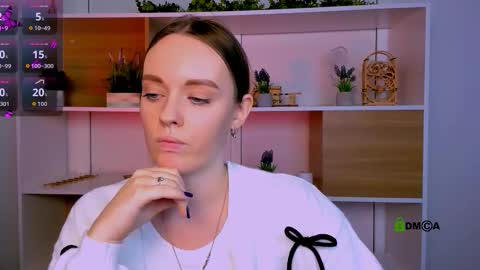 isla_dior online show from November 8, 2025, 8:03 am