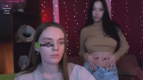 isla_dior online show from November 18, 2025, 3:05 pm