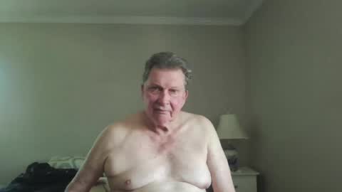 Snapshot of island625103 chatting on July 17, 2026, 6:35 pm island625103 online show from July 17, 2026, 6:35 pm