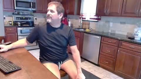 Jim online show from September 8, 2025, 9:58 pm