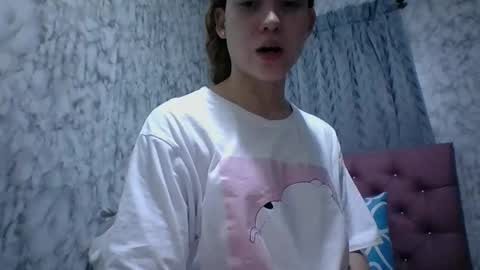 Snapshot of issa30213 chatting on January 23, 2025, 12:46 am Issa online show from January 23, 2025, 12:46 am