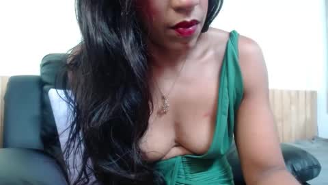 issa_km online show from February 28, 2025, 10:17 pm