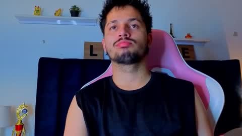 Issac online show from March 18, 2026, 3:42 am