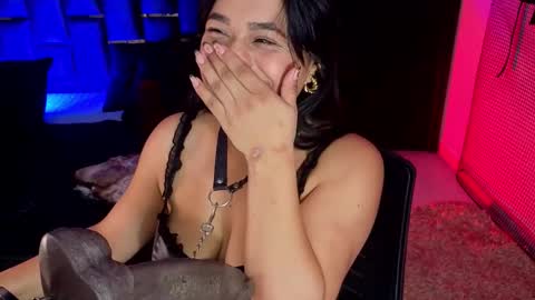 Issafoxx online show from March 16, 2026, 1:15 pm