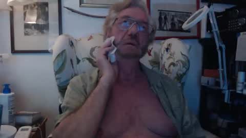 ImYourBitch online show from May 28, 2026, 6:32 am