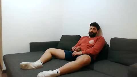 Snapshot of italianboybcn chatting on December 27, 2024, 11:28 am italianboybcn online show from December 27, 2024, 11:28 am