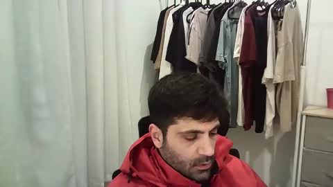 italianboybcn online show from January 12, 2026, 6:24 pm