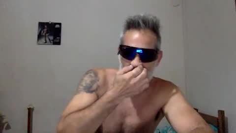 Snapshot of italiankingstripper chatting on February 6, 2026, 11:13 am italiankingstripper online show from February 6, 2026, 11:13 am