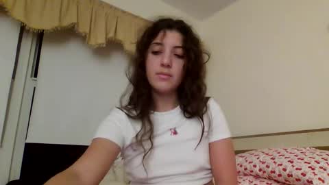 Snapshot of italiankittyx chatting on May 7, 2026, 3:56 am ItalianKitty online show from May 7, 2026, 3:56 am
