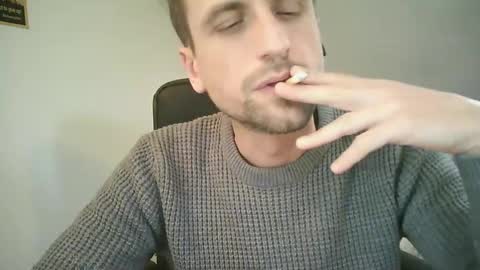 Snapshot of italiano116116 chatting on February 24, 2025, 3:42 pm italiano116116 online show from February 24, 2025, 3:42 pm