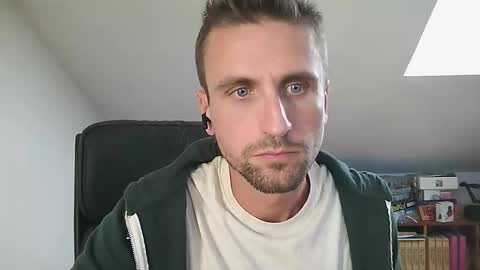 Snapshot of italiano116116 chatting on October 10, 2025, 1:21 pm italiano116116 online show from October 10, 2025, 1:21 pm