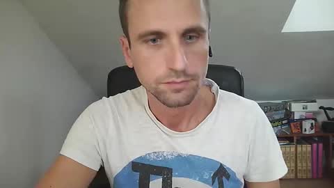 Snapshot of italiano116116 chatting on October 14, 2025, 8:37 am italiano116116 online show from October 14, 2025, 8:37 am