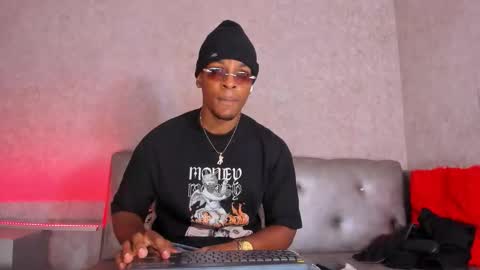 Snapshot of itanxfor chatting on November 3, 2025, 12:28 pm itanxfor online show from November 3, 2025, 12:28 pm