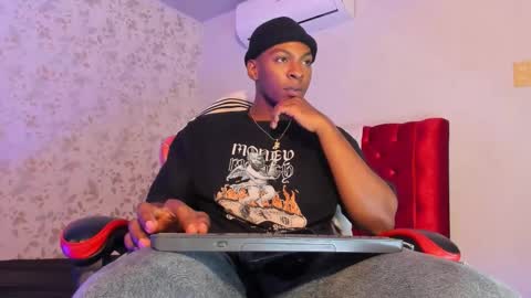 Snapshot of itanxfor chatting on November 28, 2025, 1:25 pm itanxfor online show from November 28, 2025, 1:25 pm