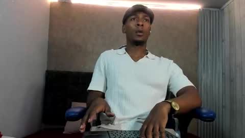 Snapshot of itanxfor chatting on January 7, 2026, 12:29 pm itanxfor online show from January 7, 2026, 12:29 pm