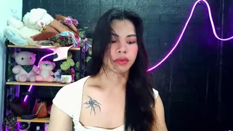 its_chloe20 online show from May 22, 2026, 4:08 am