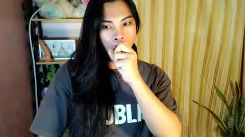 its_chloe20 online show from June 15, 2026, 7:49 pm