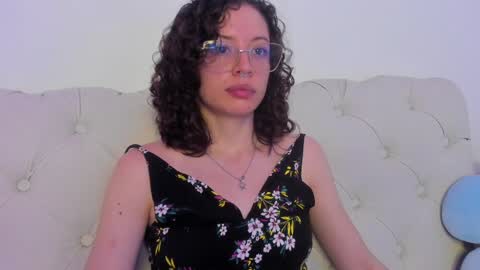 Maria online show from December 4, 2024, 1:20 pm