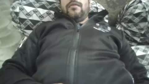 its_me_2323 online show from April 9, 2026, 5:18 am