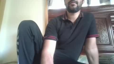 Snapshot of its_me_2323 chatting on April 19, 2026, 6:46 am its_me_2323 online show from April 19, 2026, 6:46 am